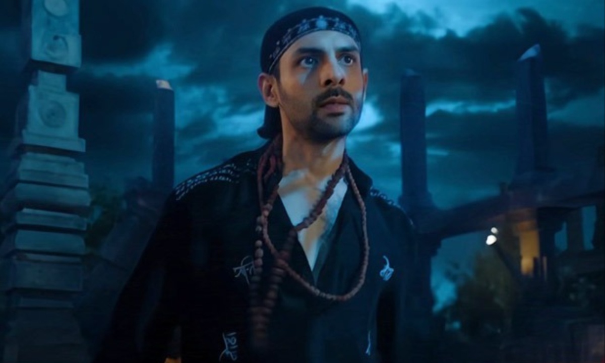 Ruhaan, portrayed by Kartik Aaryan