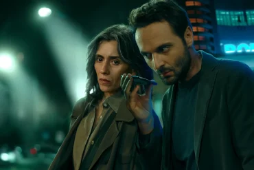 Sara: Woman in the Shadows